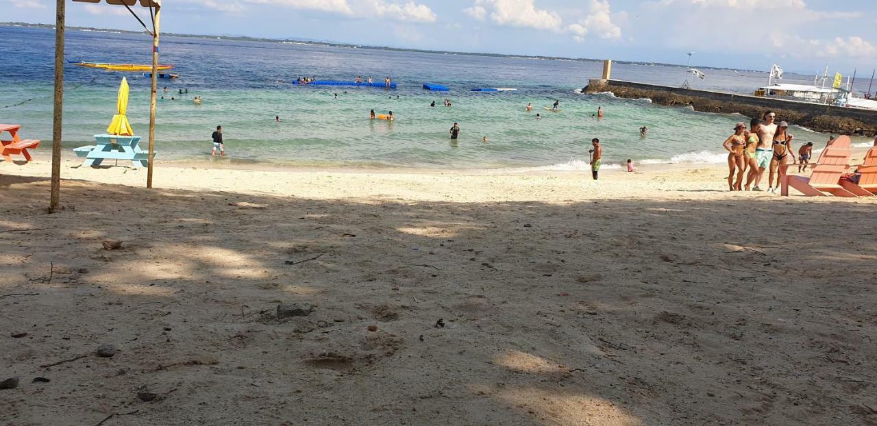 Mactan Newtown Condo With Garden And Ocean View 8Newtown Blvd Мактан Екстер'єр фото