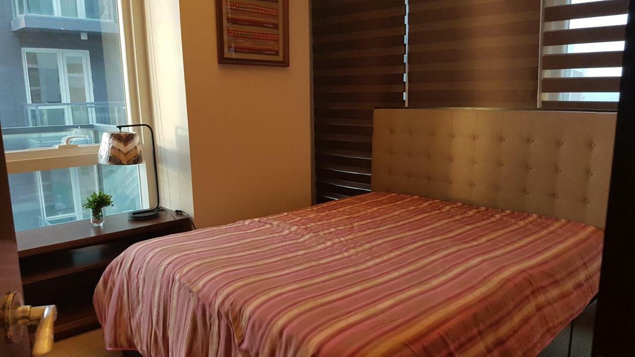 Mactan Newtown Condo With Garden And Ocean View 8Newtown Blvd Мактан Екстер'єр фото